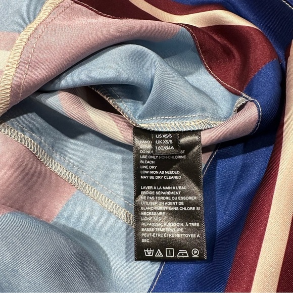 Urban Outfitters Women’s Stripe Oversized Short Sleeve Tee Multicolor Sz XS-S - Picture 7 of 9